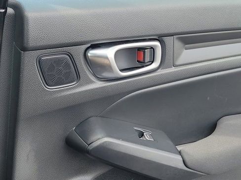Used 2024 Honda Civic Sport image 6