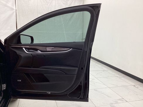 Used 2016 Cadillac XTS Luxury w/ Driver Awareness Package image 18