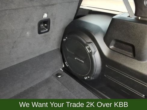 Used 2023 Jeep Wrangler Unlimited Sahara w/ Cold Weather Group image 24