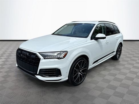Used 2023 Audi Q7 3.0T Prestige w/ Prestige Package AWD/4WD image 3