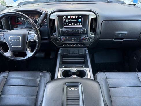 Used 2019 GMC Sierra 3500 Denali AWD/4WD image 3