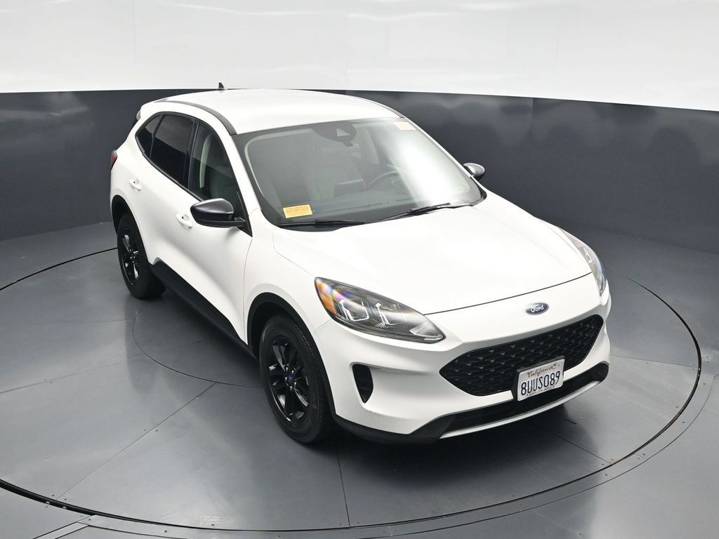 Used 2020 Ford Escape SE Sport FWD image 39