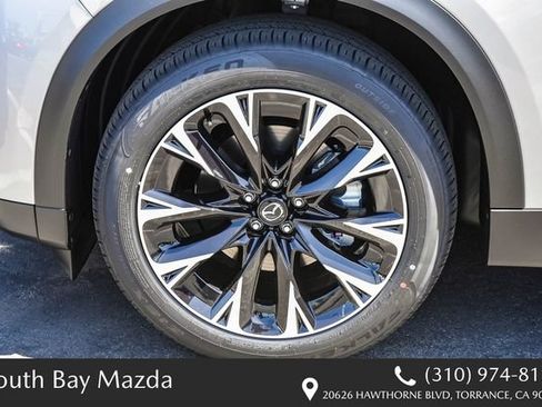 New 2026 MAZDA CX-90 Plug-In Hybrid w/ Premium Plus AWD/4WD image 11
