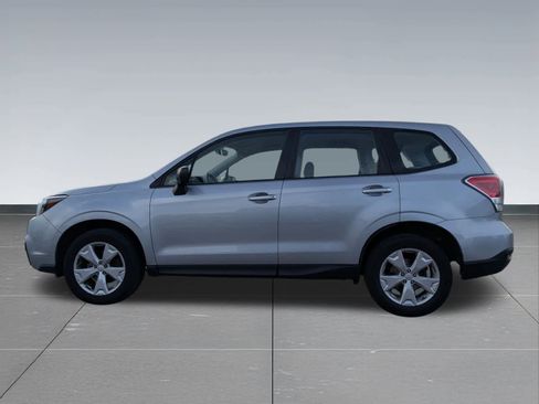 Used 2018 Subaru Forester 2.5i image 3