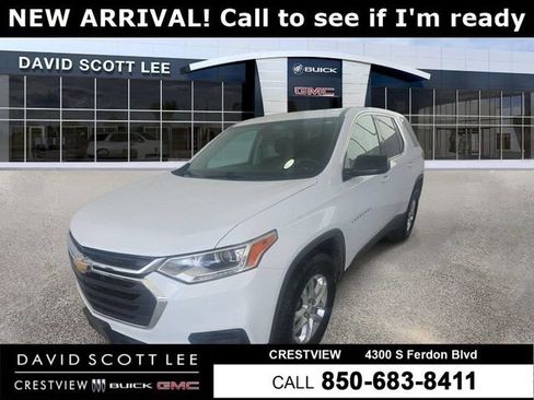 Used 2020 Chevrolet Traverse LS FWD image 1