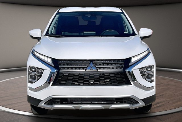 Used 2025 Mitsubishi Eclipse Cross SE AWD/4WD image 3