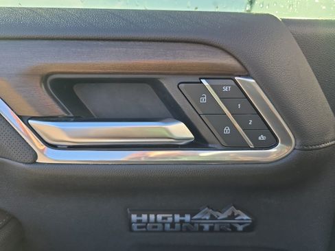 Certified 2025 Chevrolet Silverado 1500 High Country w/ High Country Premium Package AWD/4WD image 12
