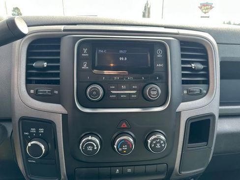 Used 2014 RAM 1500 Express AWD/4WD image 15