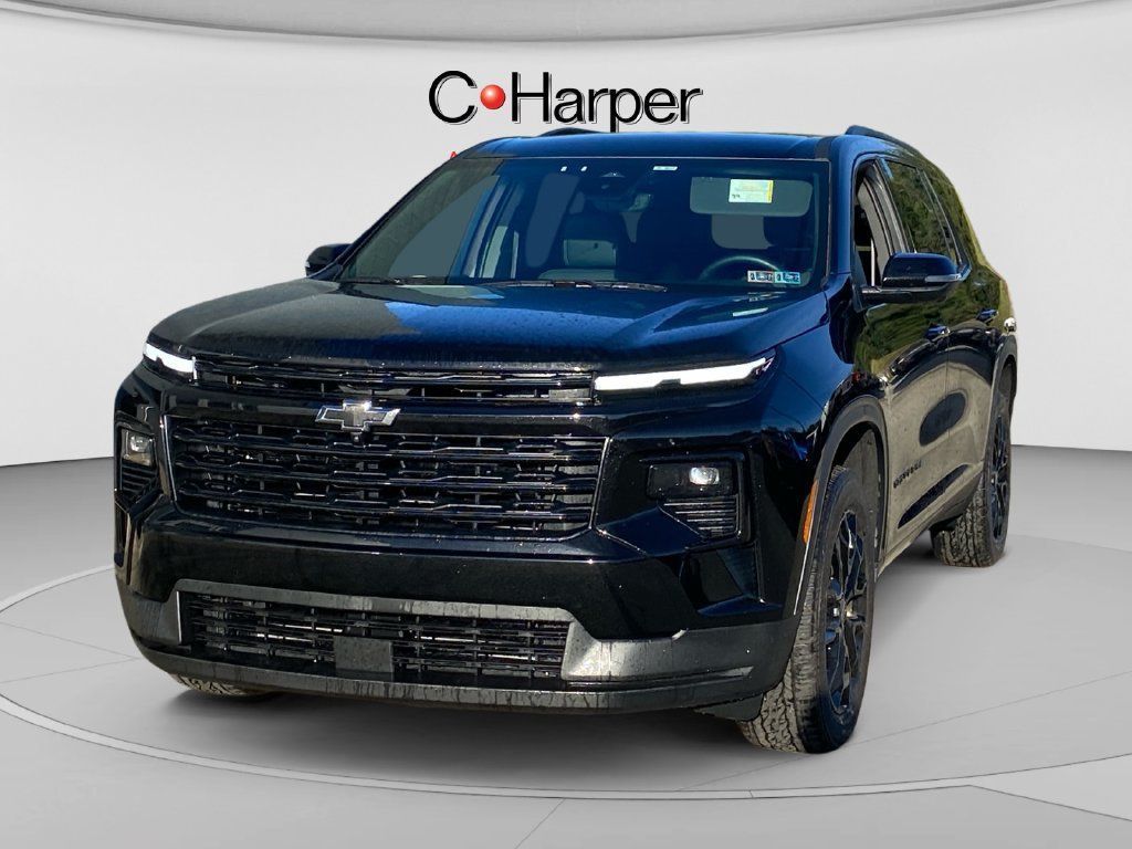 Used 2026 Chevrolet Traverse LT w/ Midnight/Sport Edition AWD/4WD image 7