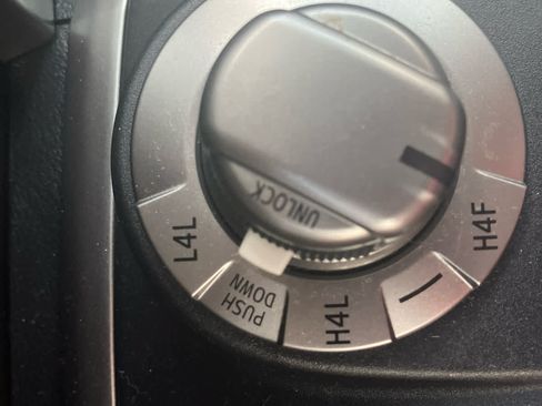 Used 2023 Toyota 4Runner Limited AWD/4WD image 36