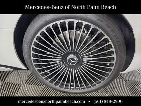 New 2026 Mercedes-Benz Maybach SL 680 image 6