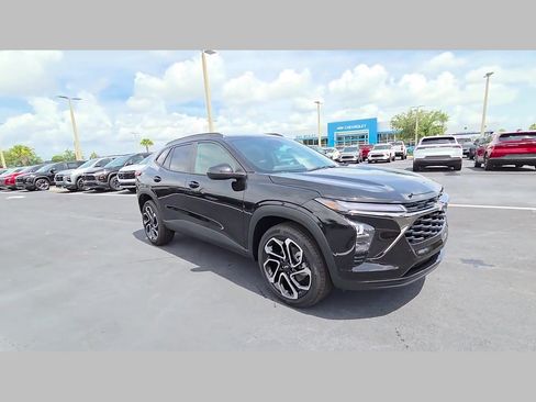 New 2026 Chevrolet Trax RS w/ Driver Confidence Package FWD image 24