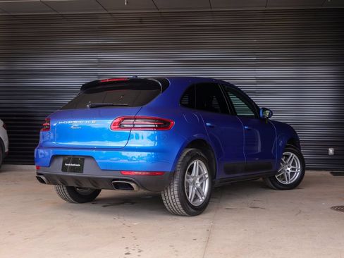 Used 2018 Porsche Macan AWD/4WD image 7