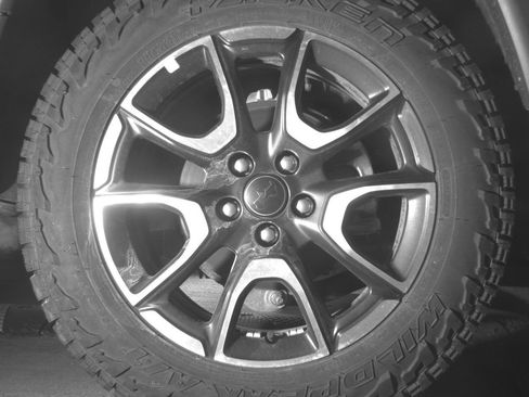 Used 2025 Jeep Compass Trailhawk image 15