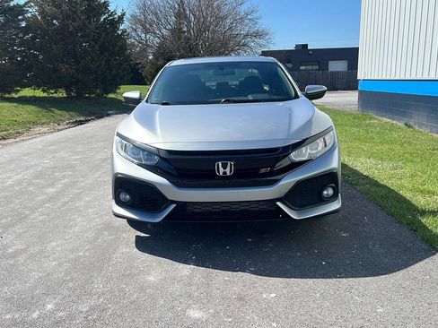 Used 2018 Honda Civic Si image 2