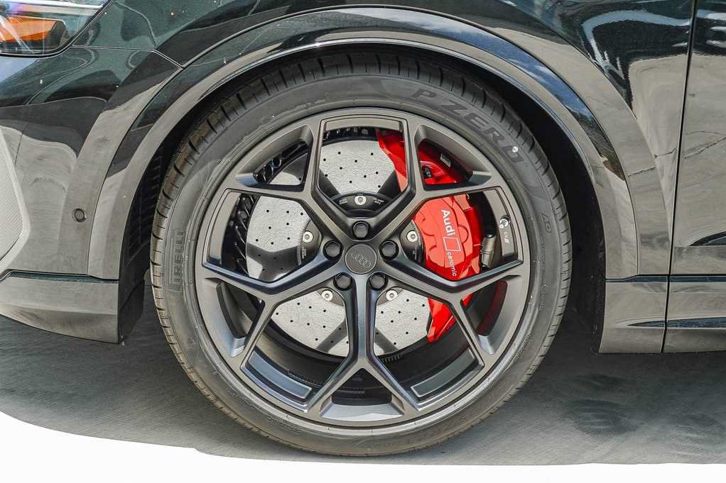 New 2026 Audi RS Q8 performance AWD/4WD image 10