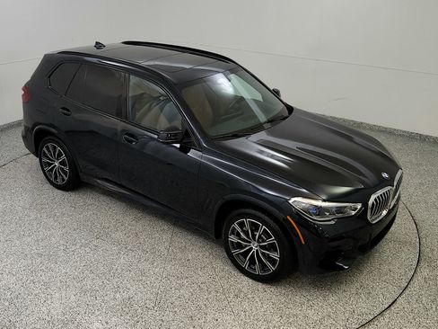 Used 2023 BMW X5 xDrive40i w/ Executive Package AWD/4WD image 13