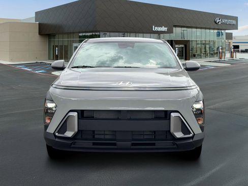 New 2026 Hyundai Kona SE FWD image 12