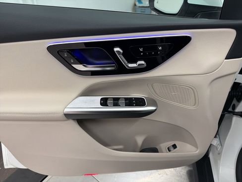 New 2026 Mercedes-Benz GLC 300 image 17