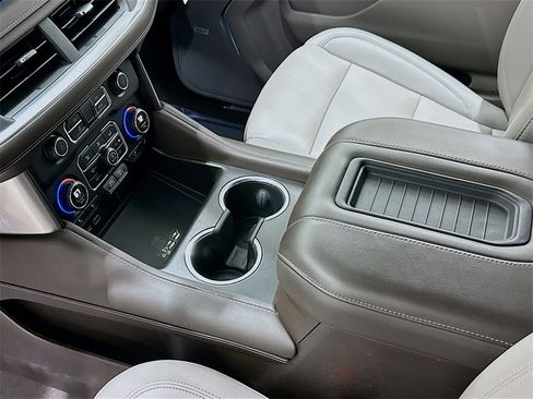 Used 2022 Chevrolet Tahoe LT image 17