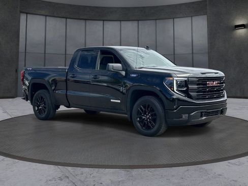 Used 2026 GMC Sierra 1500 Elevation AWD/4WD image 8
