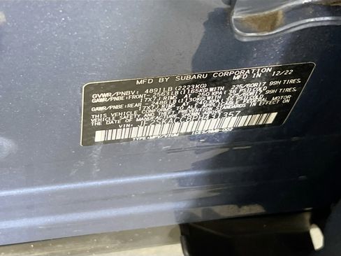 Used 2023 Subaru Forester AWD/4WD image 29