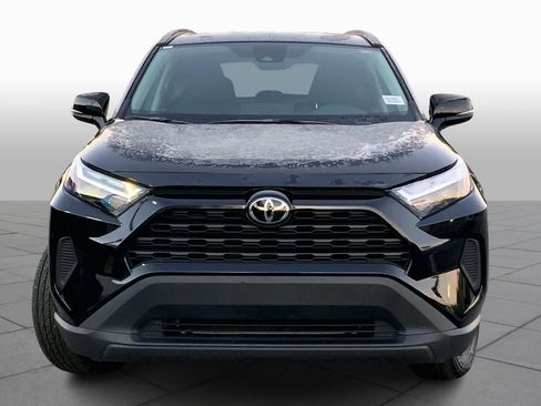 Used 2024 Toyota RAV4 XLE image 3