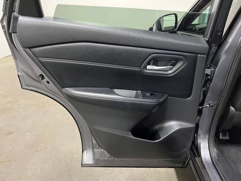 Used 2026 Nissan Rogue SL FWD image 20