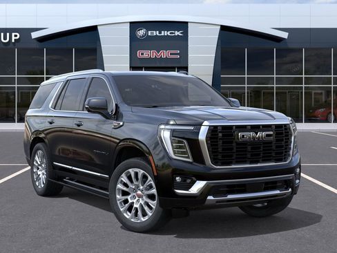 New 2026 GMC Yukon Denali w/ Denali Reserve Package AWD/4WD image 7