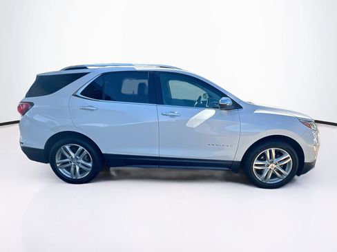 Used 2018 Chevrolet Equinox Premier AWD/4WD image 10