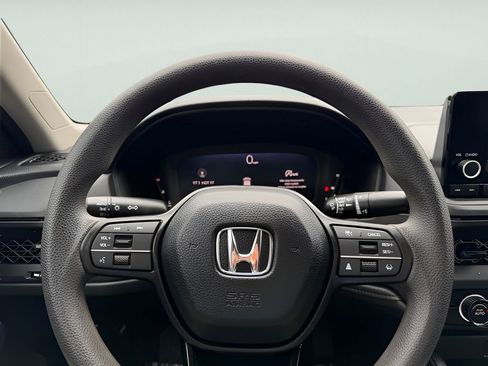 Used 2025 Honda Accord LX image 21
