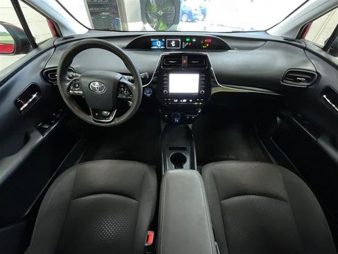 Used 2021 Toyota Prius LE w/ Carpet Mat Package (TMS) AWD/4WD image 20