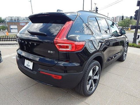 New 2026 Volvo XC40 B5 Plus w/ Protection Package Premier image 6