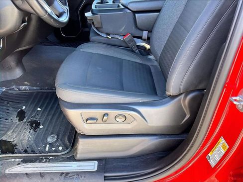 Used 2025 Chevrolet Silverado 1500 LT image 33