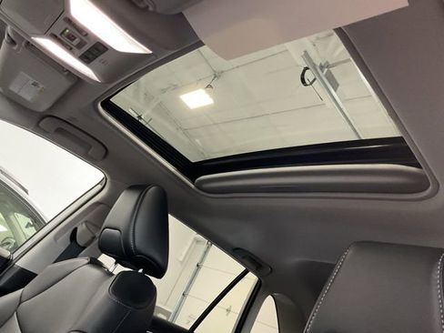 Used 2024 Toyota RAV4 XLE Premium image 18