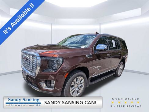 Used 2023 GMC Yukon Denali AWD/4WD image 1