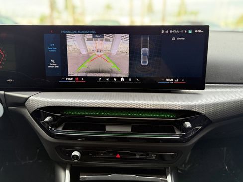 Used 2025 BMW M2 w/ Lighting Package image 18