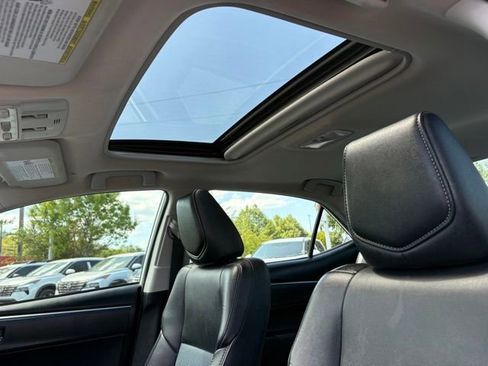 Used 2016 Toyota Corolla S image 23