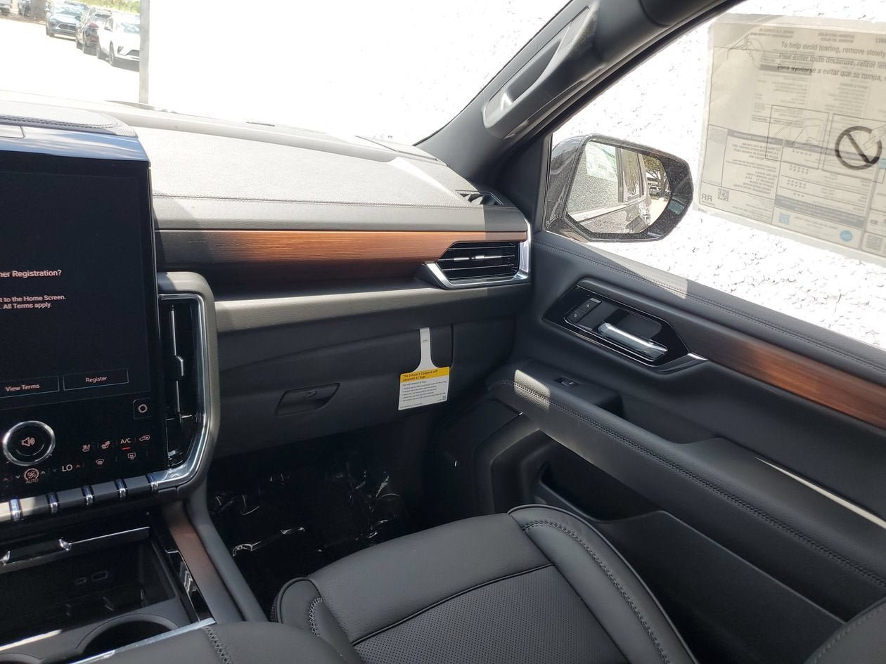 New 2026 GMC Yukon Denali RWD image 15