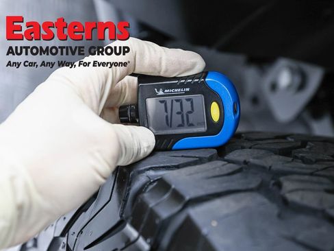 Used 2023 Jeep Wrangler Unlimited Rubicon 4xe w/ Steel Bumper Group image 30