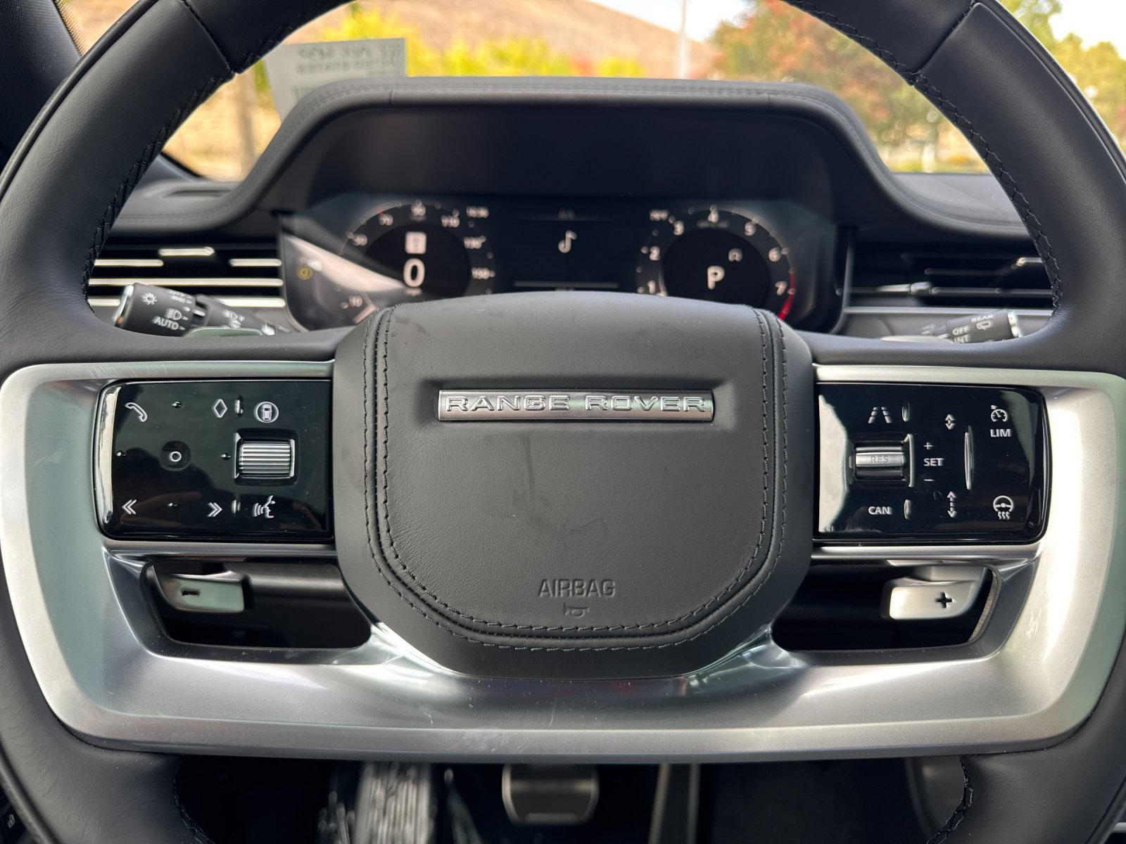 New 2026 Land Rover Range Rover SE AWD/4WD image 23