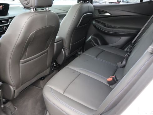 Used 2026 Buick Encore GX Sport Touring w/ Comfort Package FWD image 17
