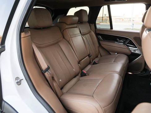 Used 2023 Land Rover Range Rover SE AWD/4WD image 25