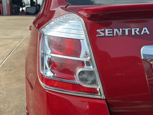 Used 2012 Nissan Sentra 2.0 image 10