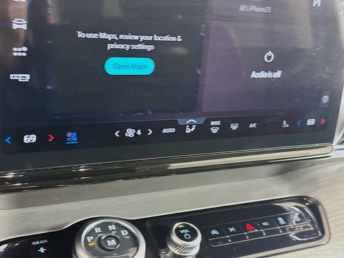 Used 2025 Ford Expedition Platinum image 24