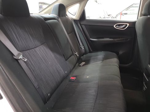 Used 2019 Nissan Sentra SV image 39