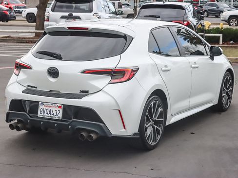 Used 2021 Toyota Corolla XSE image 4