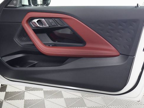 Used 2025 BMW 230i Coupe w/ M Sport Package image 13