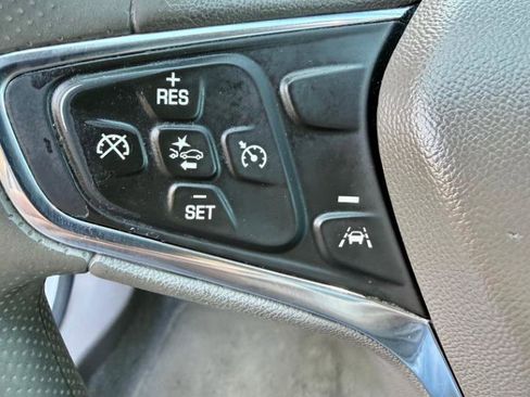 Used 2020 Chevrolet Malibu LS w/ Driver Confidence Package II image 17