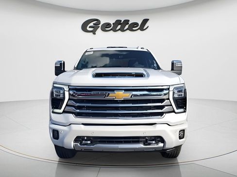 New 2026 Chevrolet Silverado 2500 High Country w/ High Country Premium Package AWD/4WD image 3